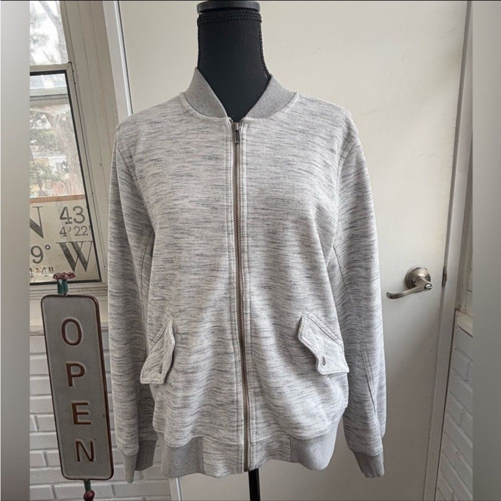 Duluth Trading Co Double Knit Bomber gray medium Jacket‎ hiking outdoors